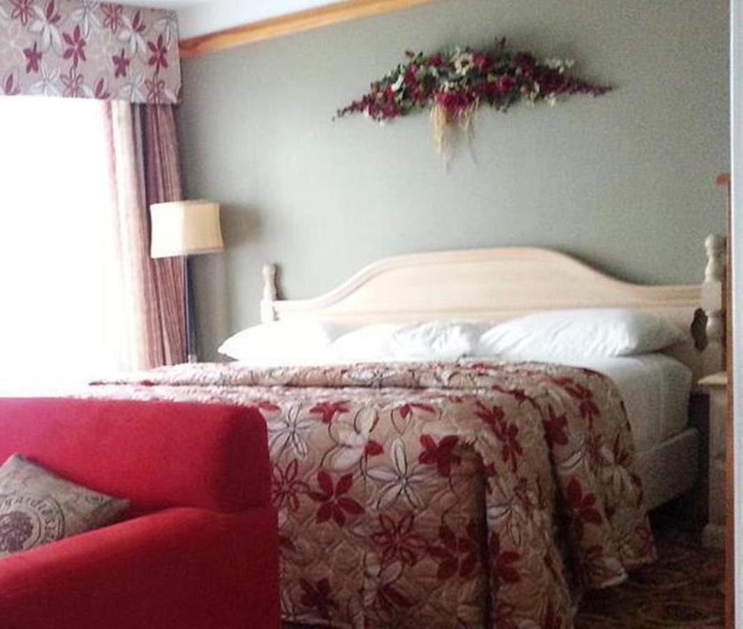 Granite Town Hotel Saint George Room photo